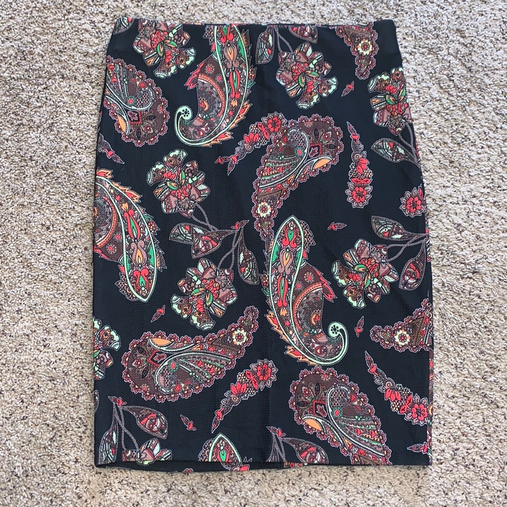 NWOT ECI PETITE NEW YORK ABSTRACT SKIRT